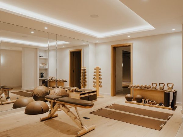 Installation électrique dans une salle de sport par PHL Electricité